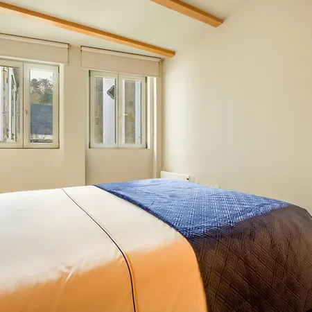 Апартаменты The Riverside House *
